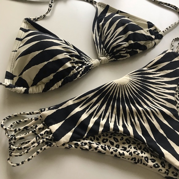 Billabong Reversible and Top Bottoms Black White Bikini Med - Picture 10 of 16